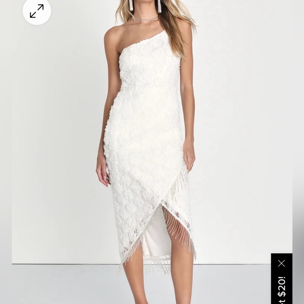 Lulu’s White Floral dress with beads- Large